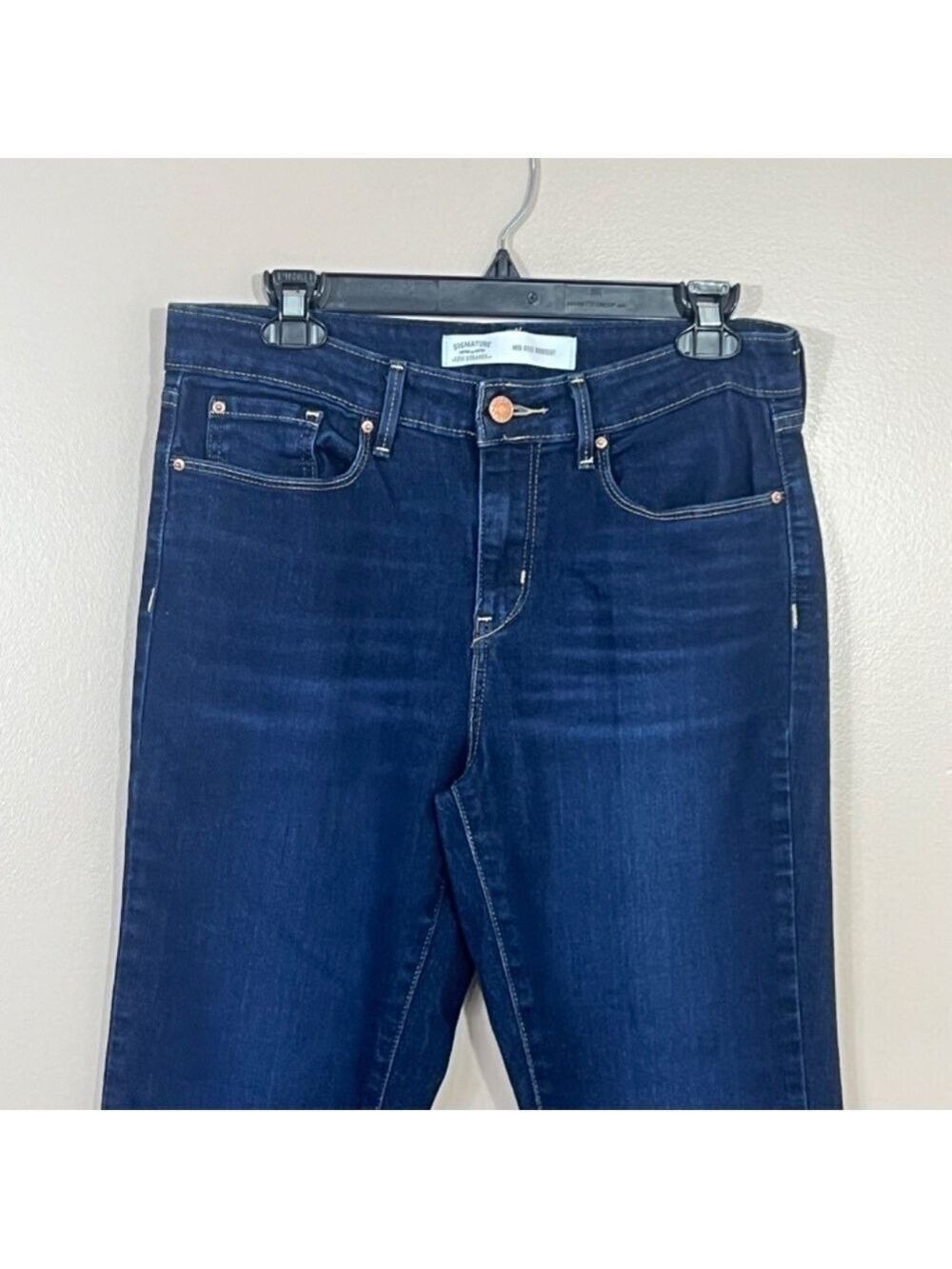 Levi's Blue Women's Jeans Sz 10 Mid-Rise Bootcut Denim 30W 32L - Picture 3 of 15